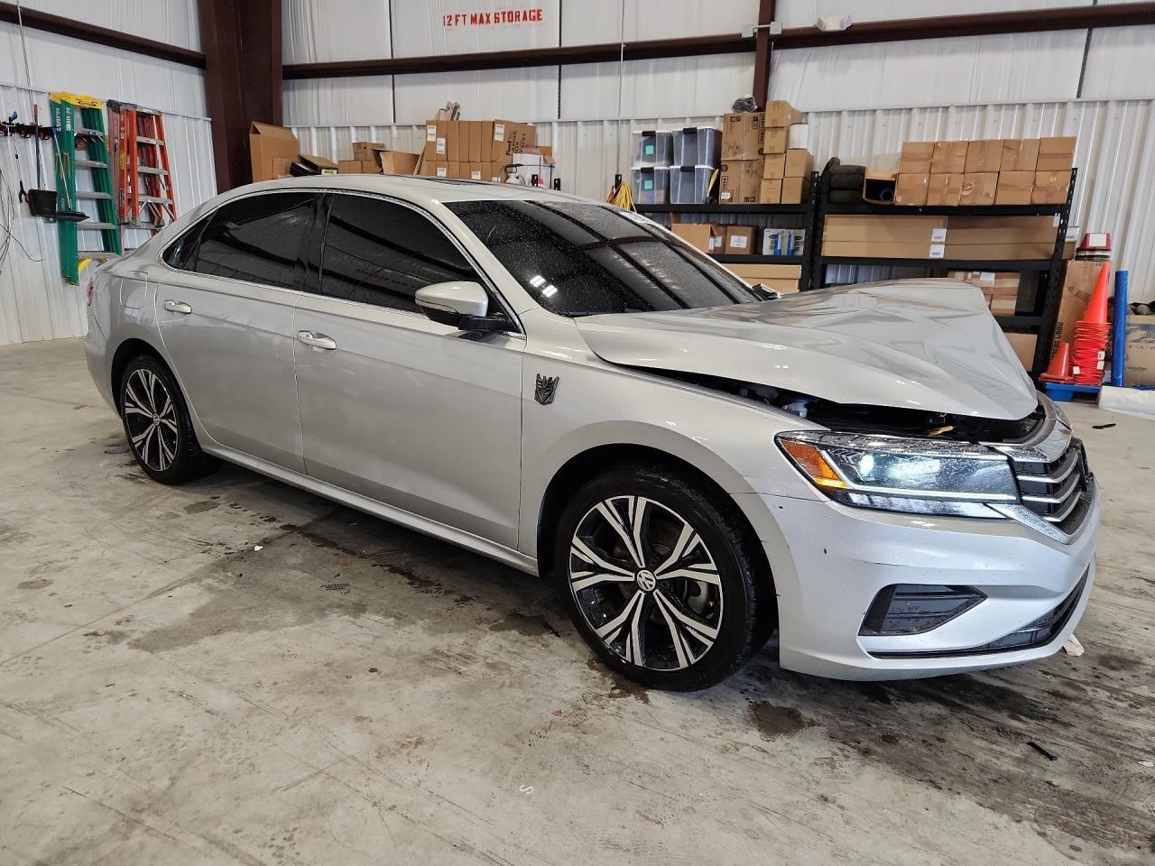 2021 Volkswagen Passat Se - zdjęcie 4