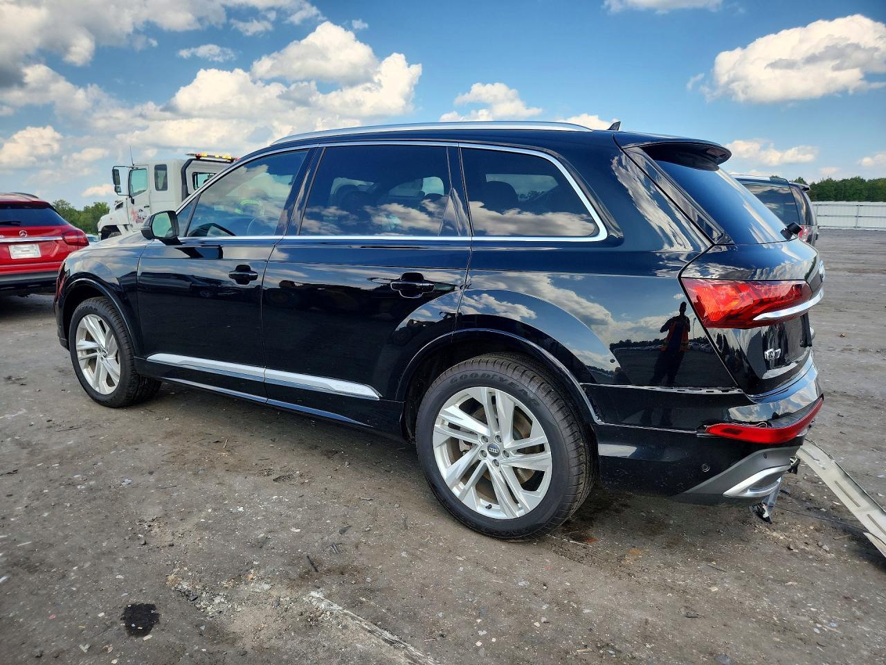 2021 Audi Q7 Premium Plus - zdjęcie 2