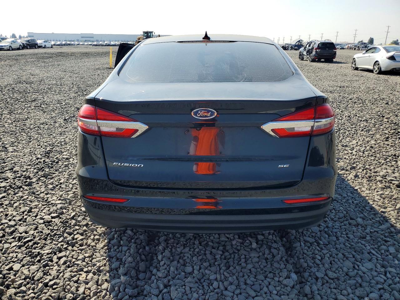 2019 Ford Fusion Se - zdjęcie 6