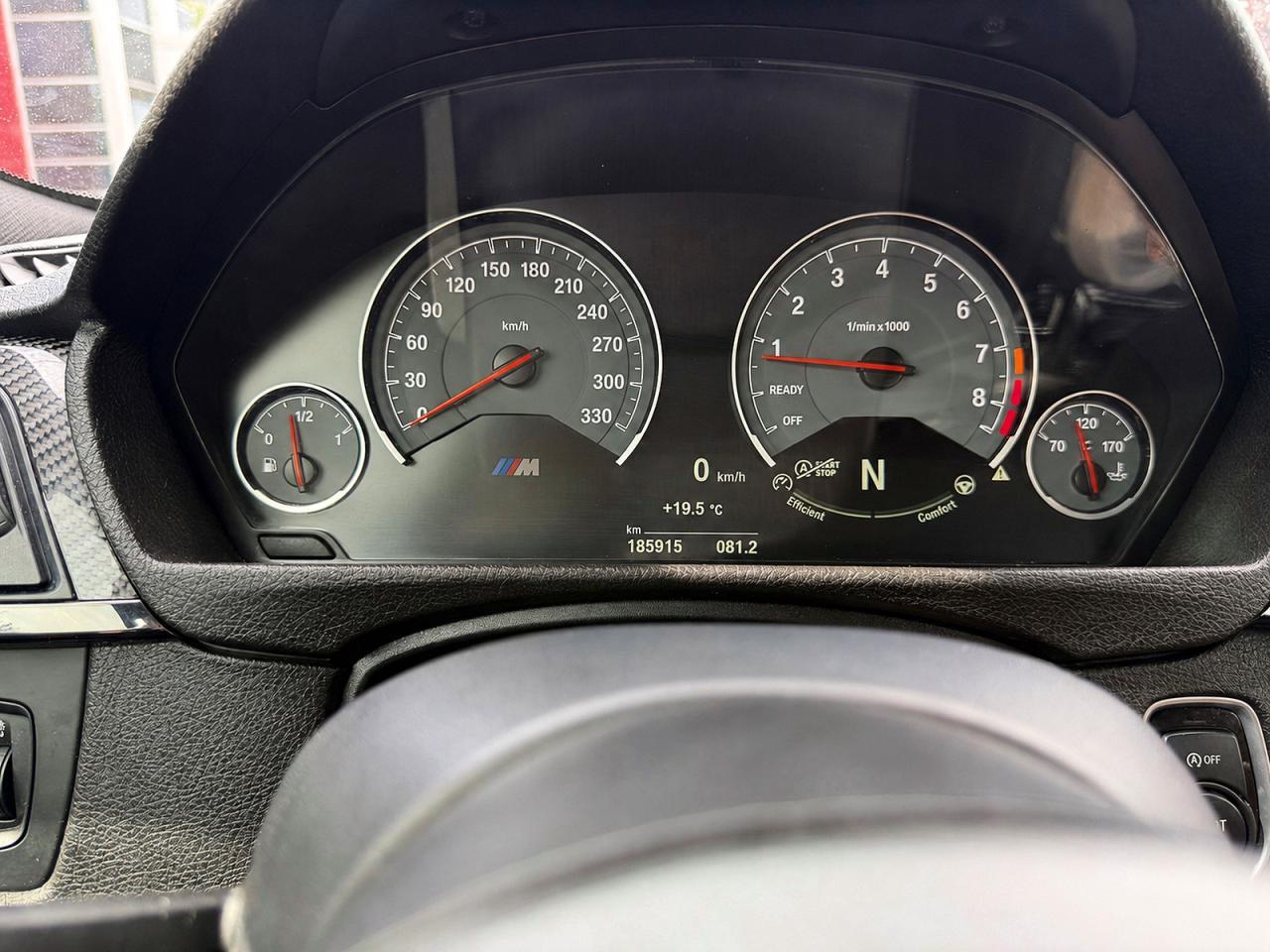 2015 BMW M4 - zdjęcie 8