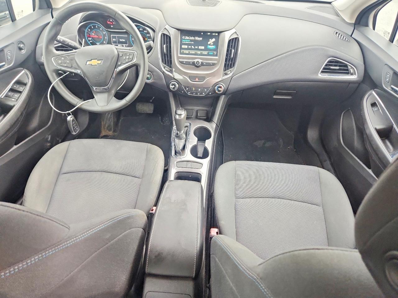 2018 Chevrolet Cruze Lt - zdjęcie 8