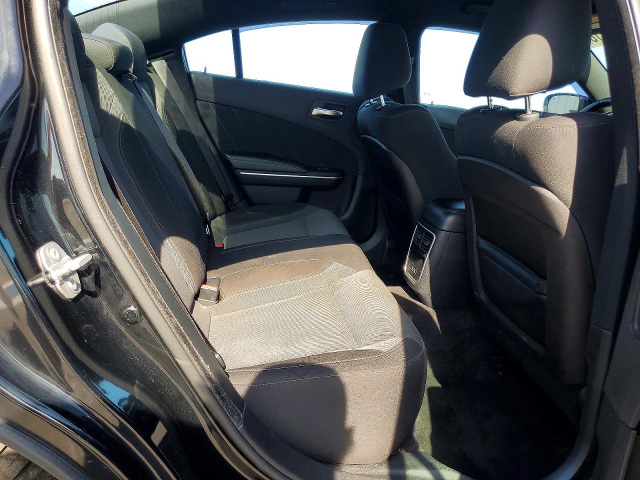 2015 Dodge Charger Sxt - zdjęcie 10