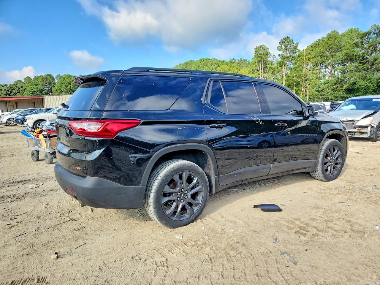2021 Chevrolet Traverse Rs - zdjęcie 3