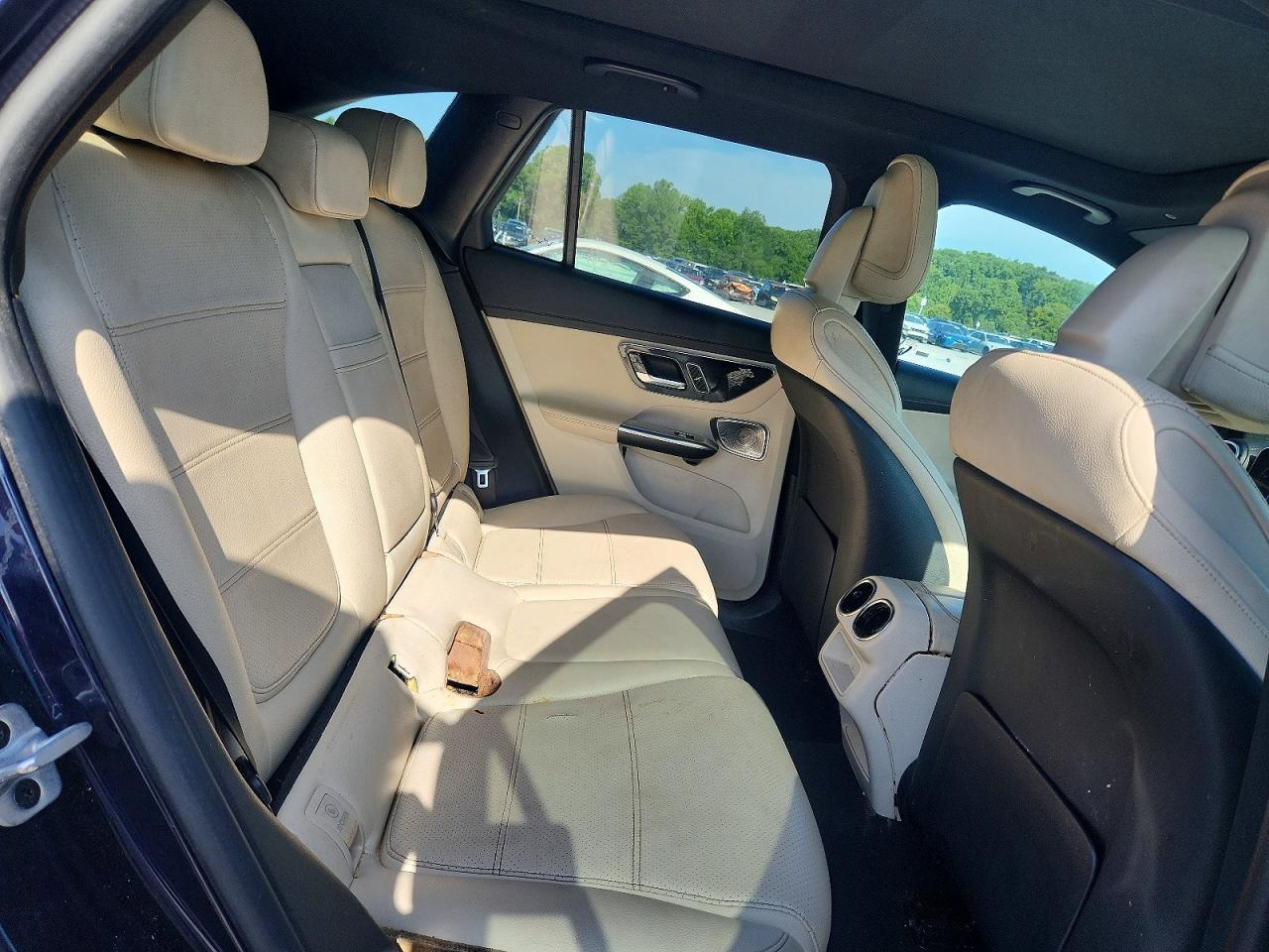 2023 Mercedes-Benz Glc 300 - zdjęcie 11