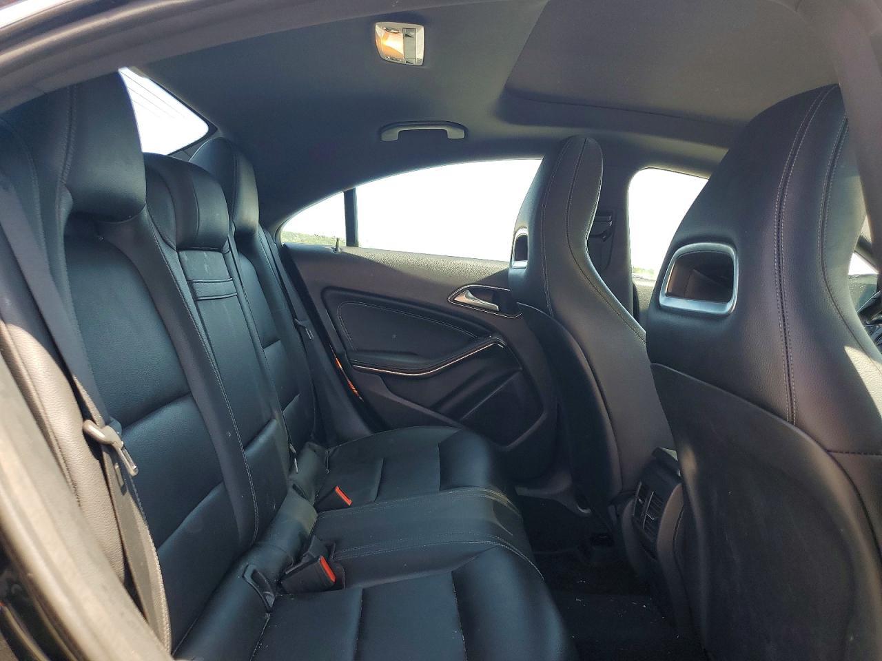 2019 Mercedes-Benz Cla 250 4Matic - zdjęcie 10