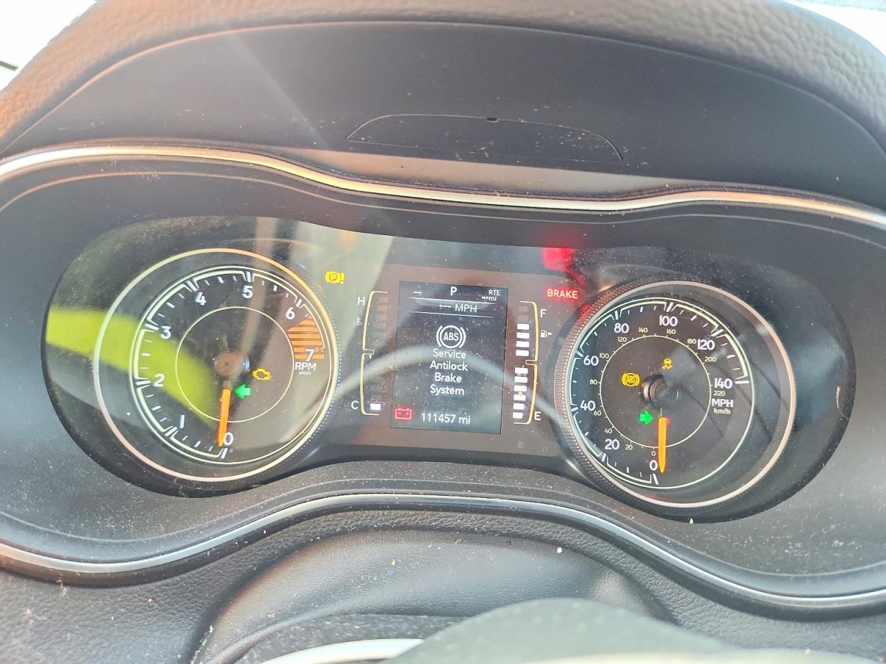 2020 Jeep Cherokee Latitude - zdjęcie 9