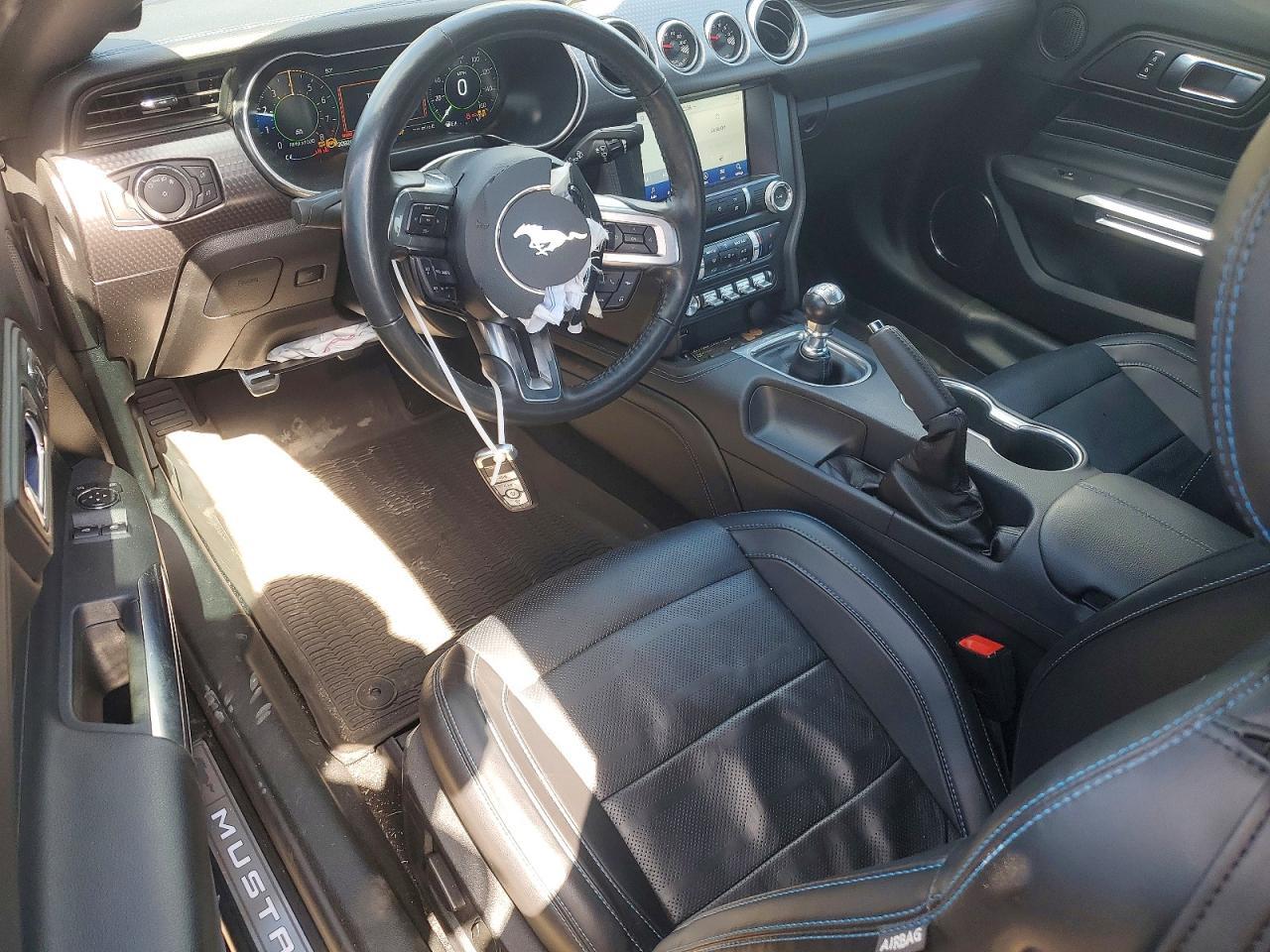 2020 Ford Mustang Gt - zdjęcie 8