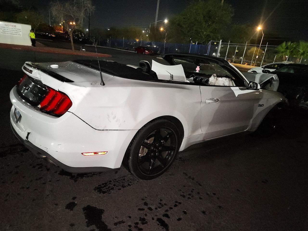 2019 Ford Mustang Gt - zdjęcie 3