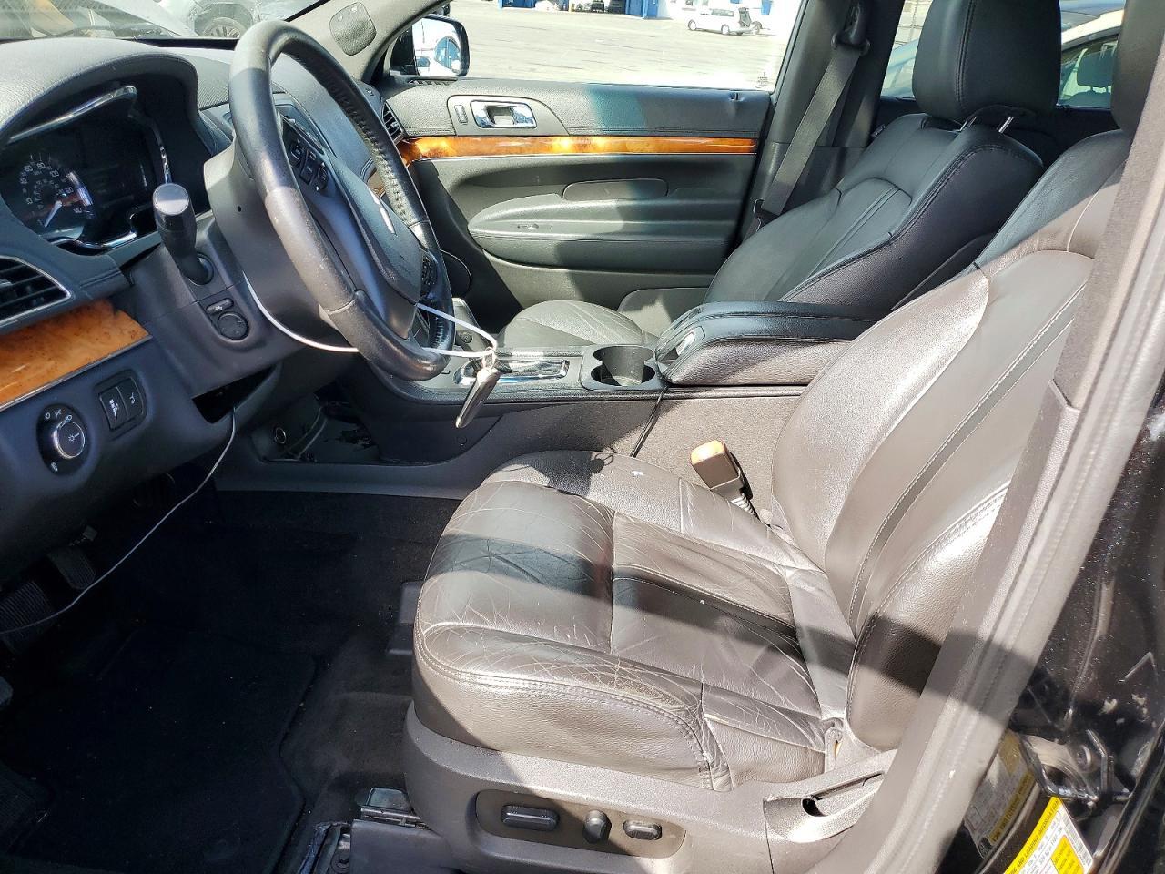 2014 Lincoln Mkt - zdjęcie 7