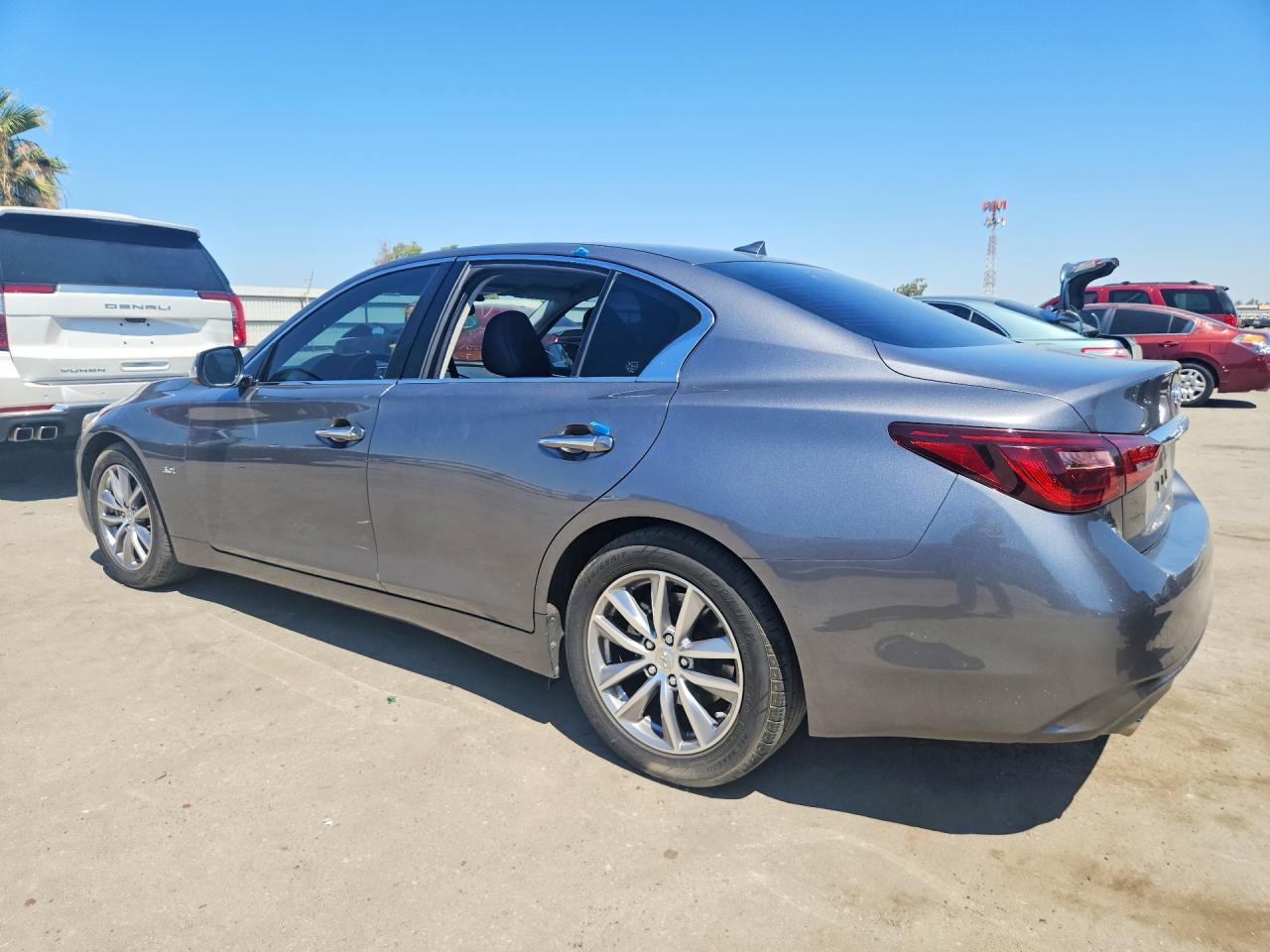 2020 Infiniti Q50 3.0T Pure - zdjęcie 2