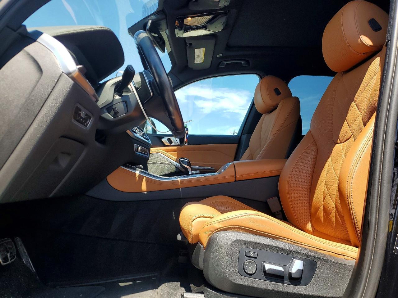 2023 BMW X5 xDrive40I - zdjęcie 7