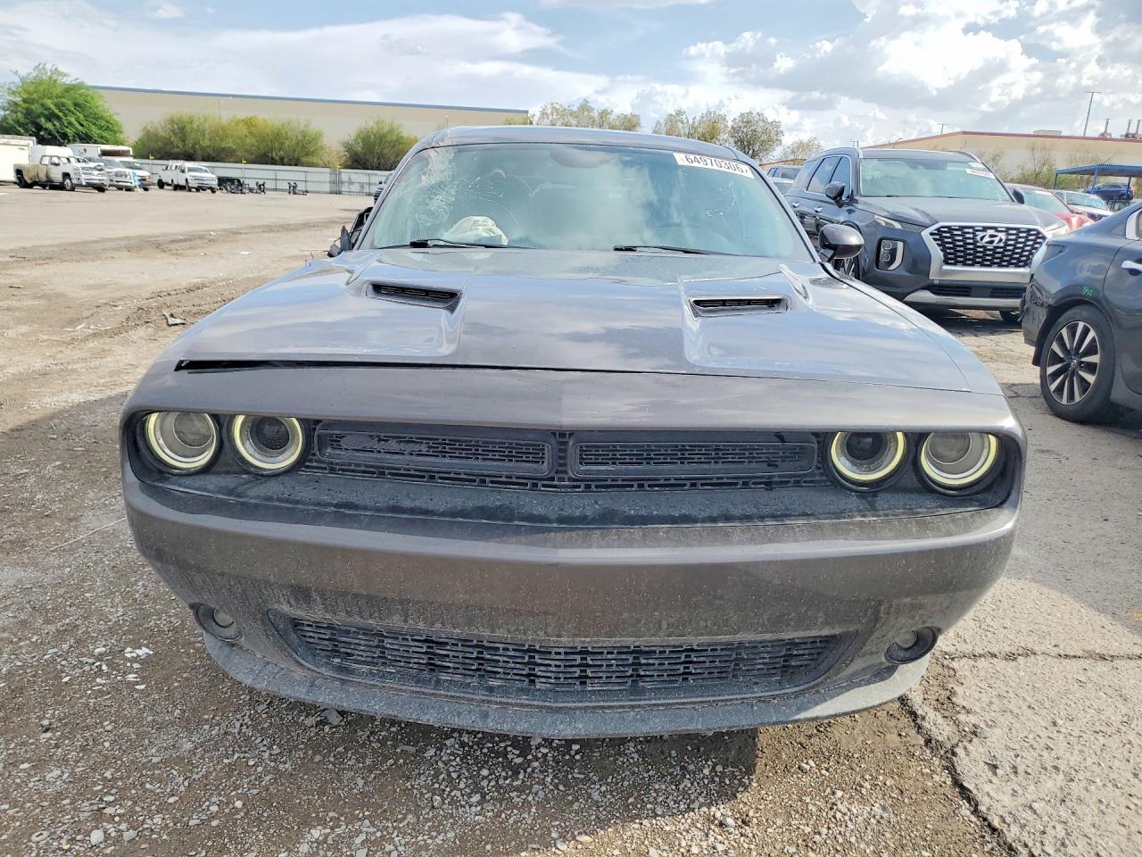 2019 Dodge Challenger Sxt - zdjęcie 5