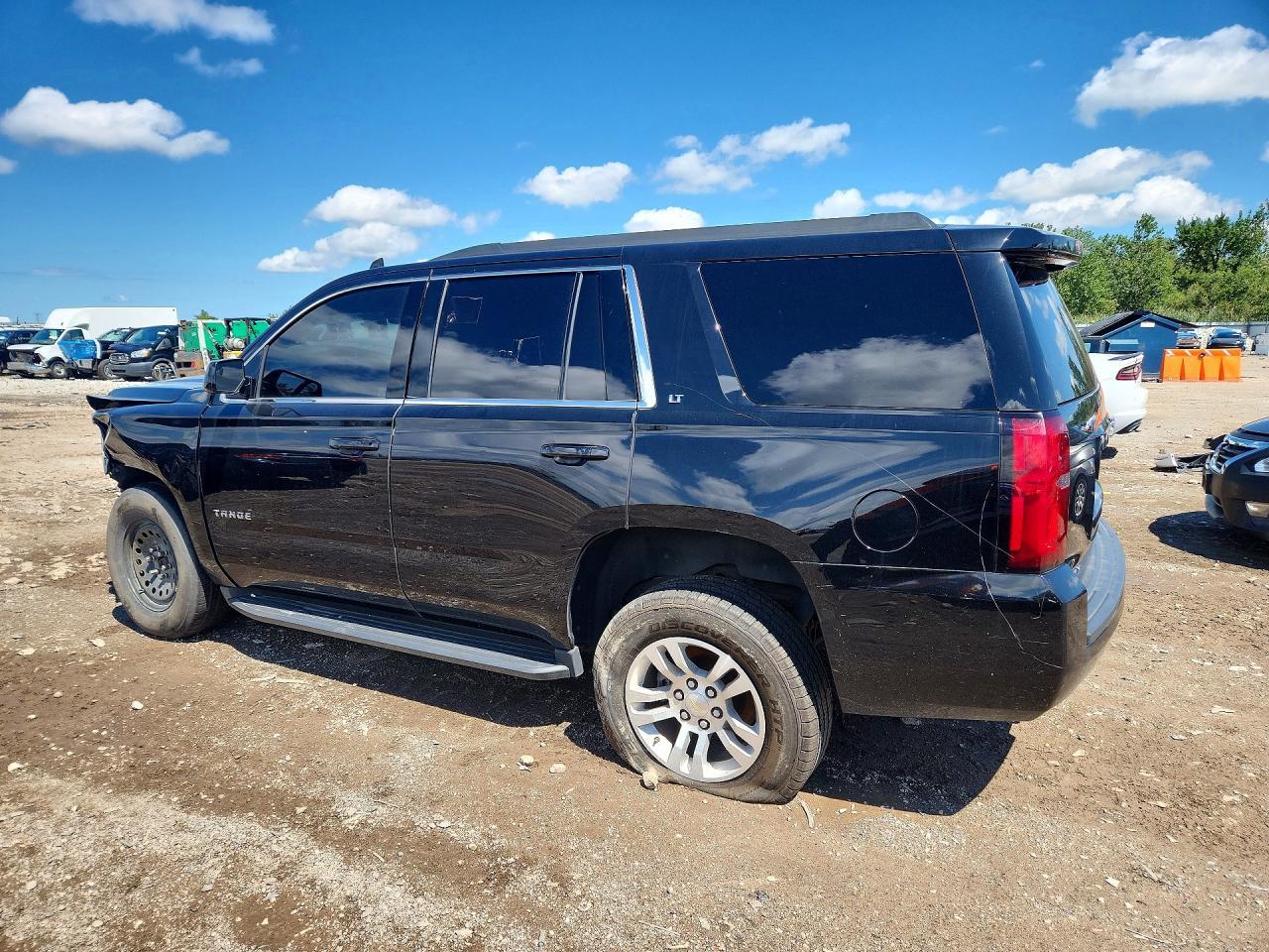 2015 Chevrolet Tahoe K1500 Lt - zdjęcie 2