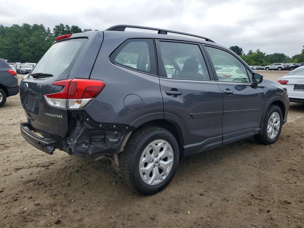 2021 Subaru Forester - zdjęcie 3