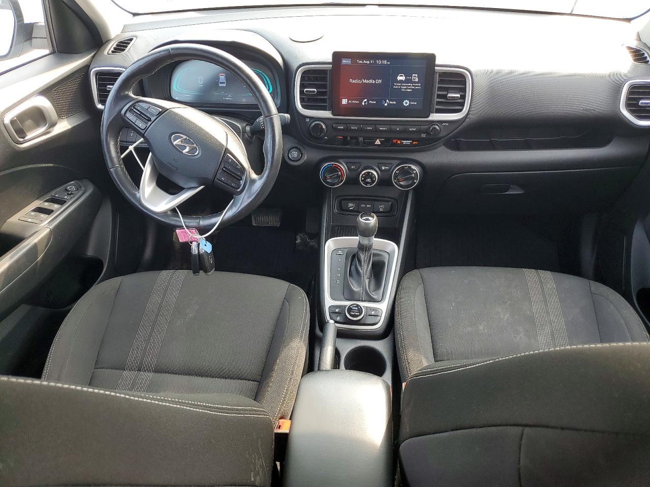 2024 Hyundai Venue Sel - zdjęcie 8
