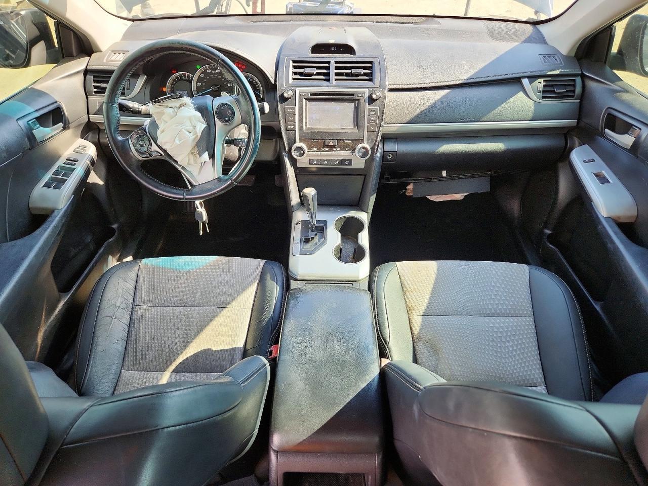 2014 Toyota Camry Se - zdjęcie 8