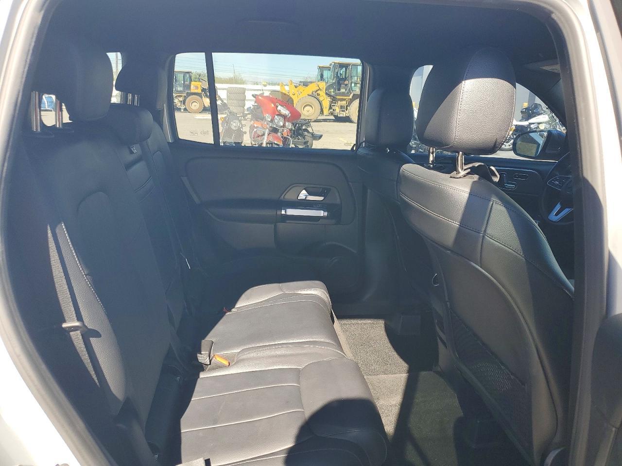 2021 Mercedes-Benz Glb 250 - zdjęcie 11