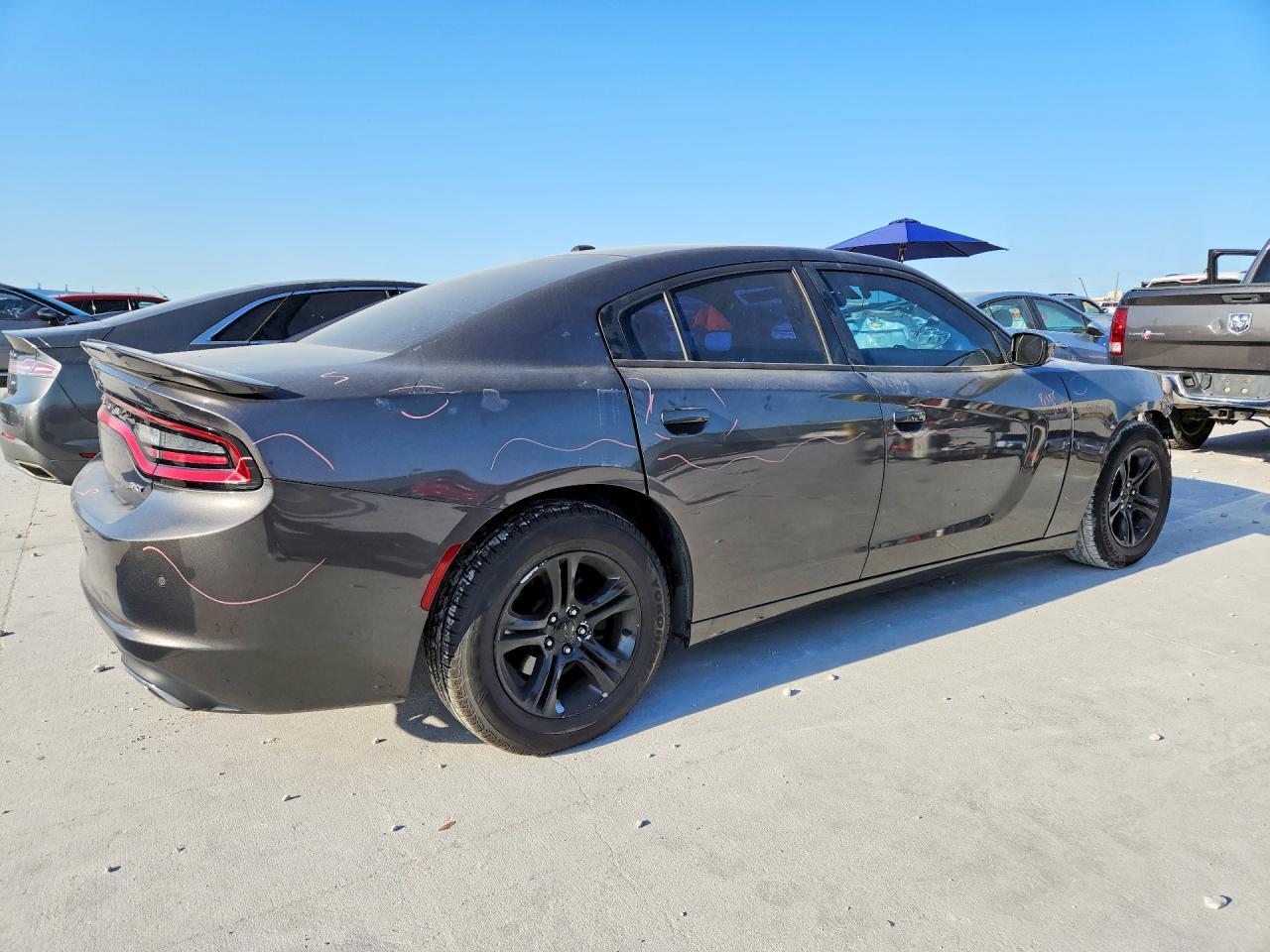 2018 Dodge Charger Sxt - zdjęcie 3