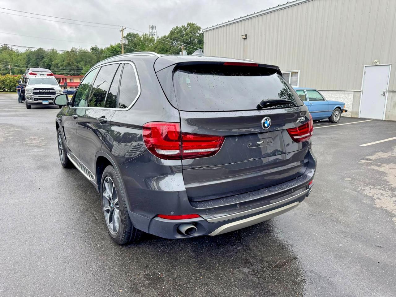 2017 BMW X5 xDrive35I - zdjęcie 2