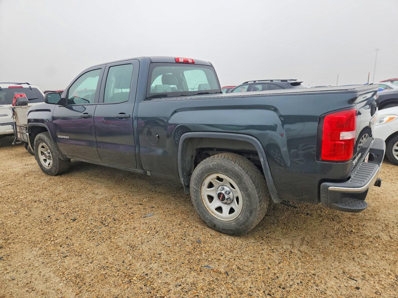 2018 GMC Sierra C1500 - zdjęcie 2