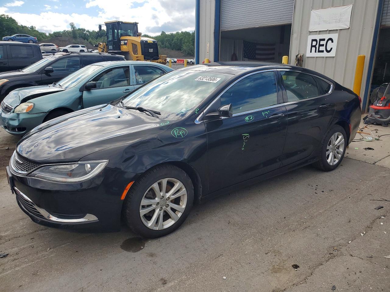 2016 Chrysler 200 Limited - zdjęcie główne