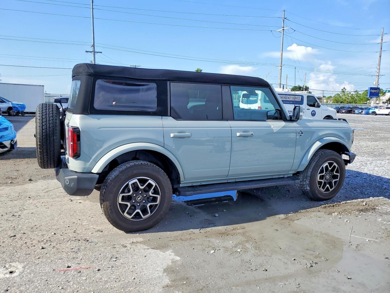 2023 Ford Bronco Base - zdjęcie 3