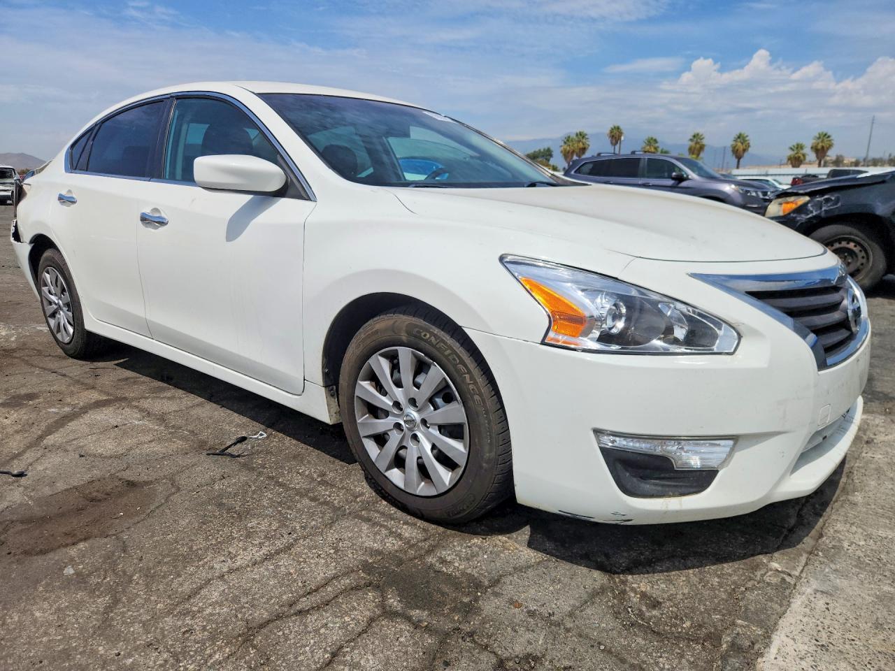 2015 Nissan Altima 2.5 S - zdjęcie 4