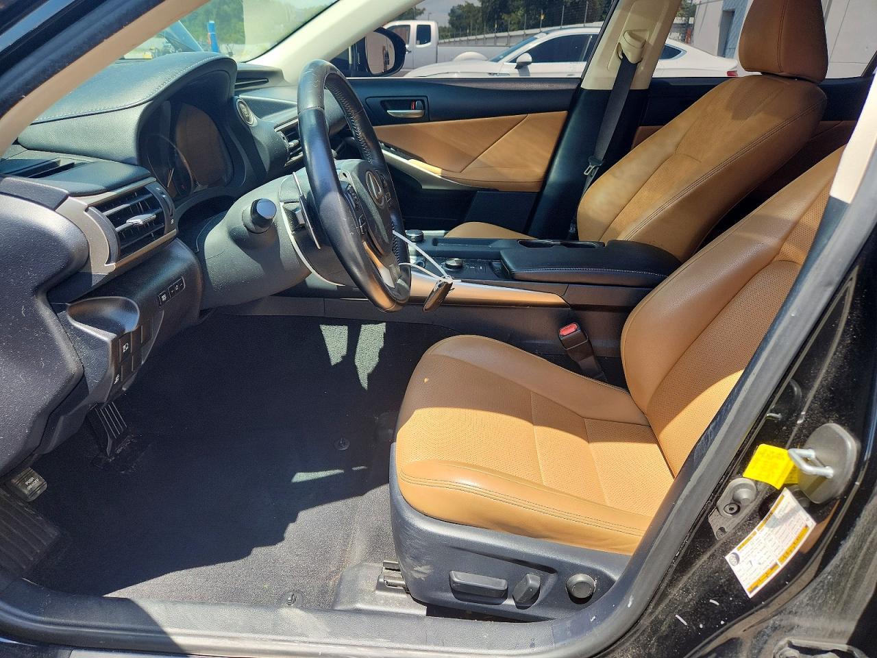 2019 Lexus Is 300 - zdjęcie 7