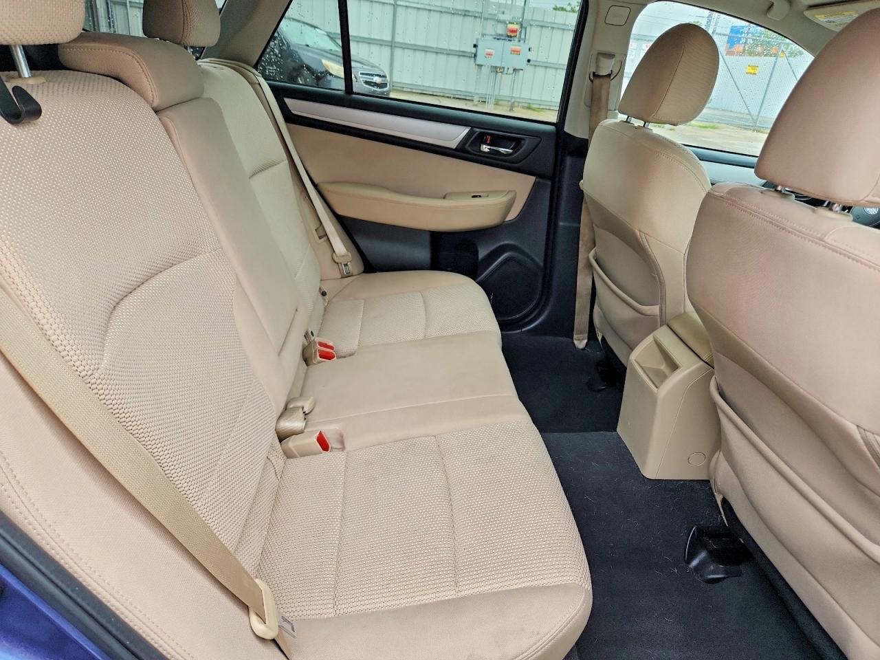 2017 Subaru Outback 2.5I Premium - zdjęcie 10