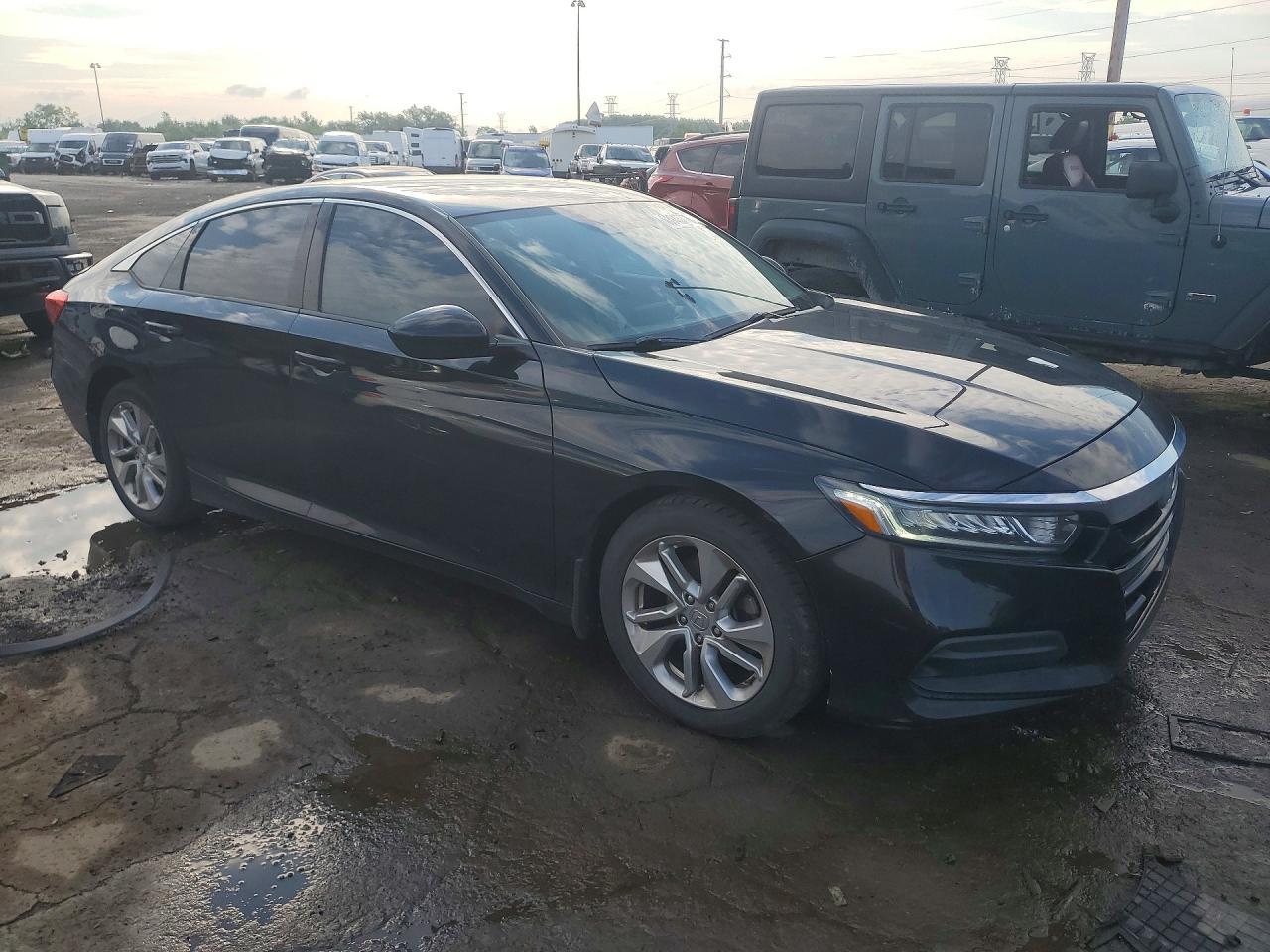 2018 Honda Accord Lx - zdjęcie 4