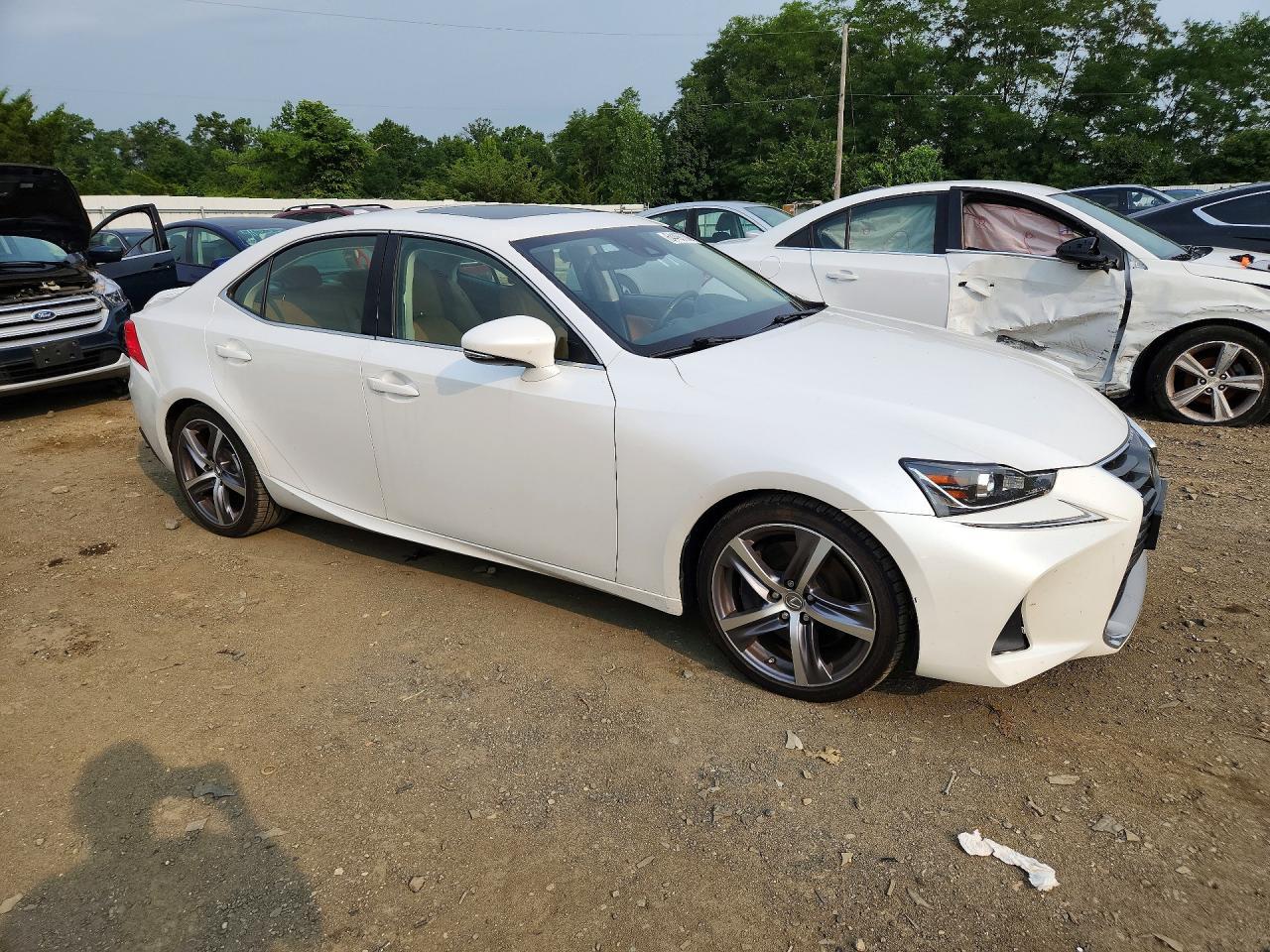 2018 Lexus Is 300 - zdjęcie 4