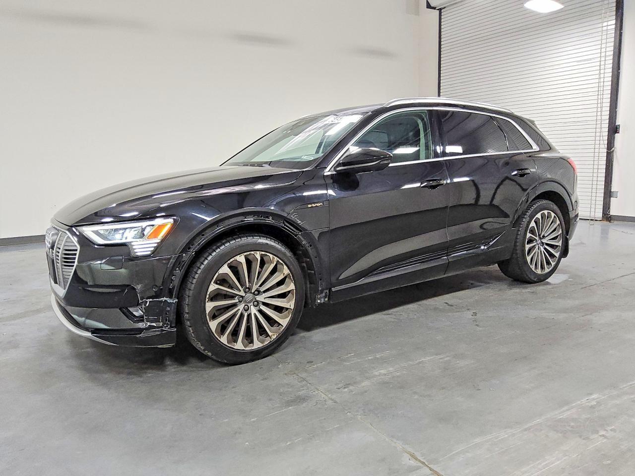 2019 Audi E-Tron Prestige - zdjęcie główne