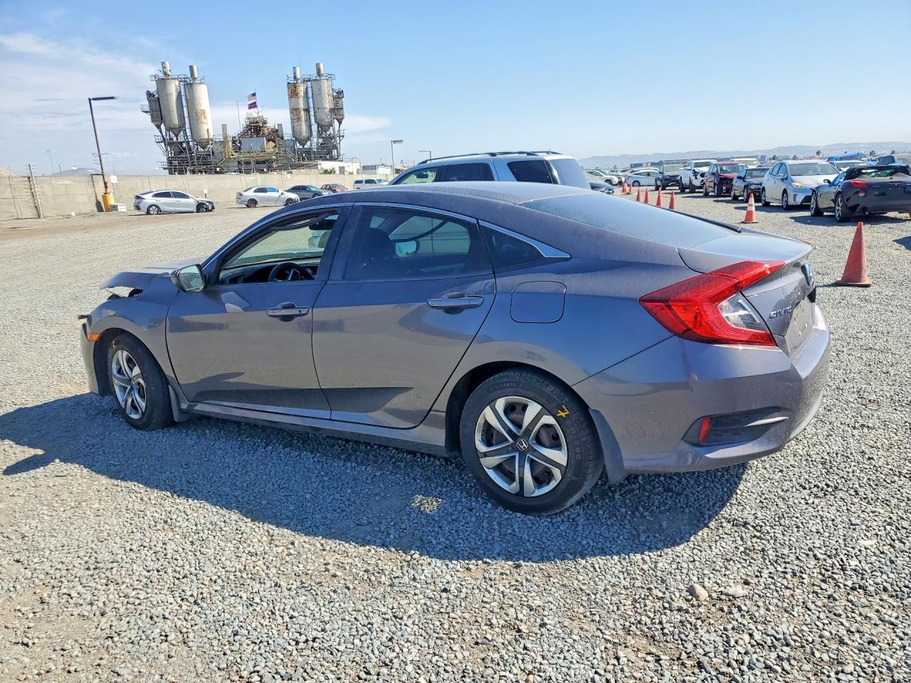 2018 Honda Civic Lx - zdjęcie 2