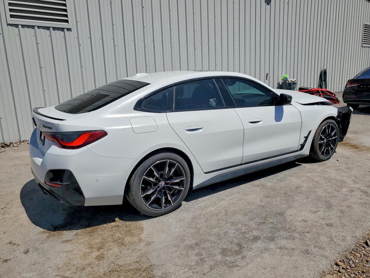 2023 BMW Seria 4 M440i - zdjęcie 3