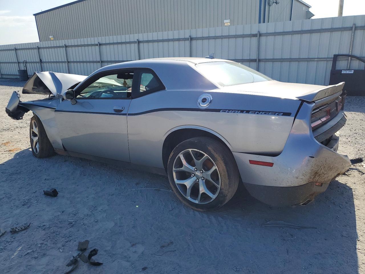 2016 Dodge Challenger Sxt - zdjęcie 2