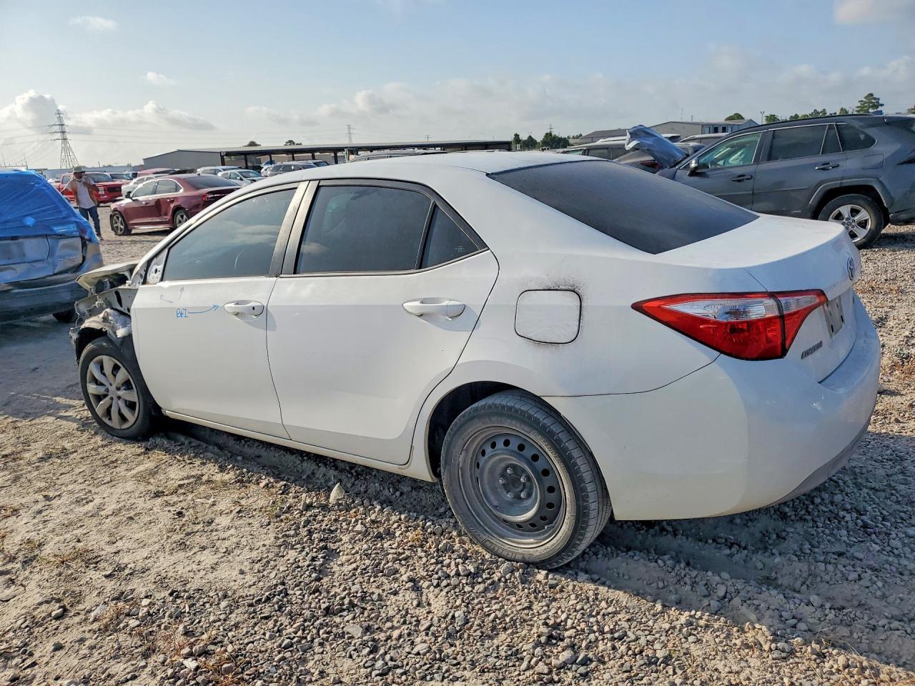 2015 Toyota Corolla Le - zdjęcie 2