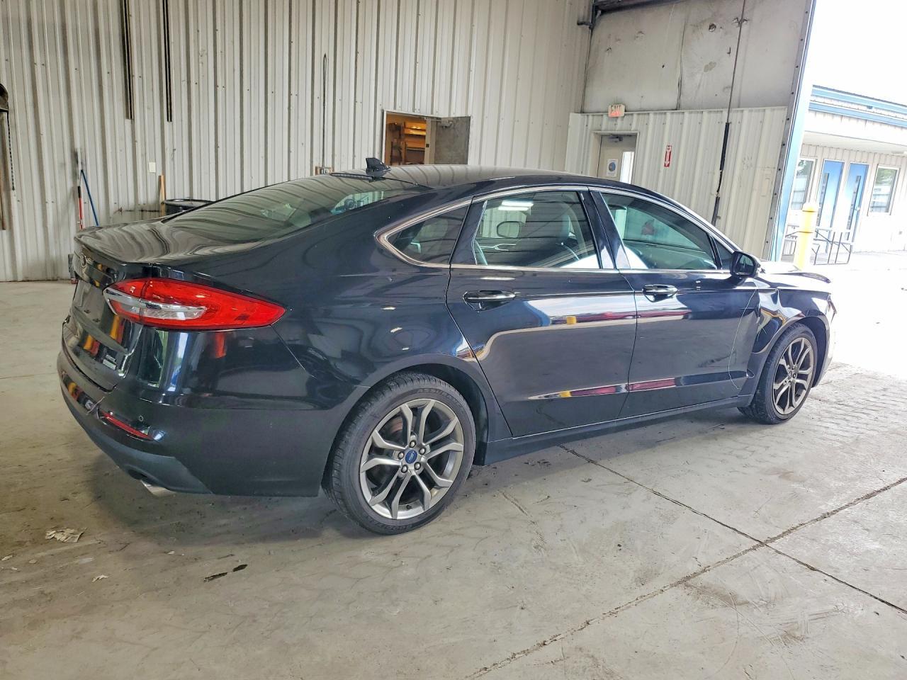 2019 Ford Fusion Sel - zdjęcie 3