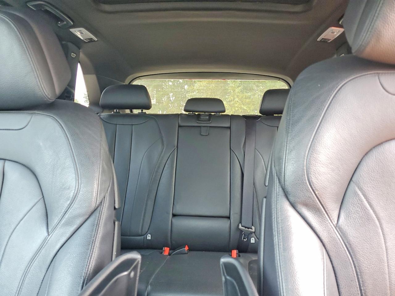 2015 BMW X5 xDrive50I - zdjęcie 10