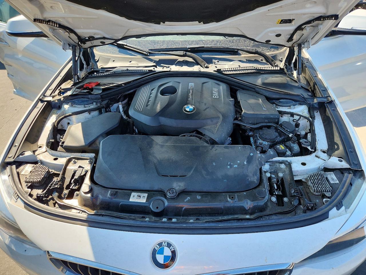 2018 BMW Seria 3 330i - zdjęcie 11