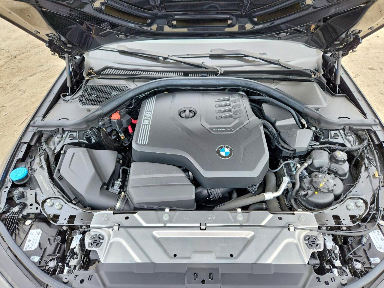 2023 BMW 330I - zdjęcie 11