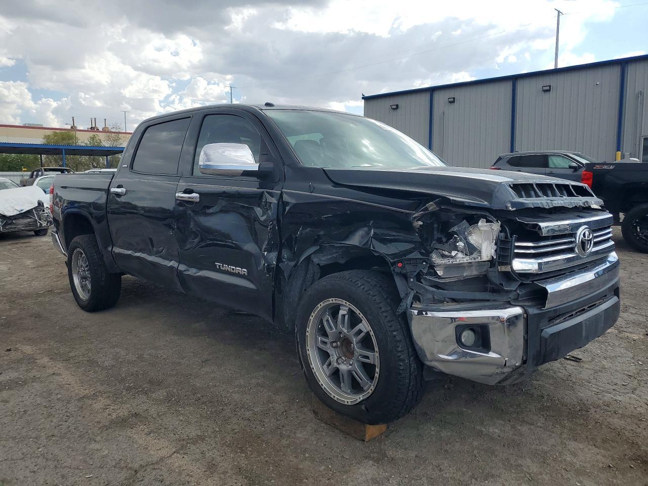 2016 Toyota Tundra Crewmax Sr5 - zdjęcie 4