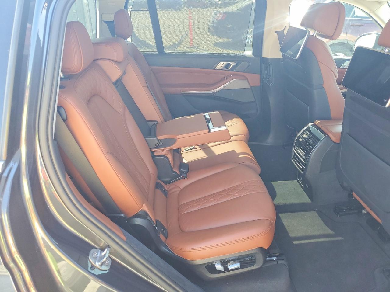 2019 BMW X7 xDrive40I - zdjęcie 11