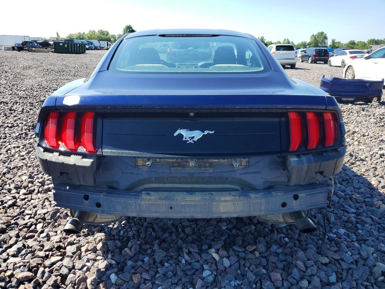 2018 Ford Mustang - zdjęcie 6
