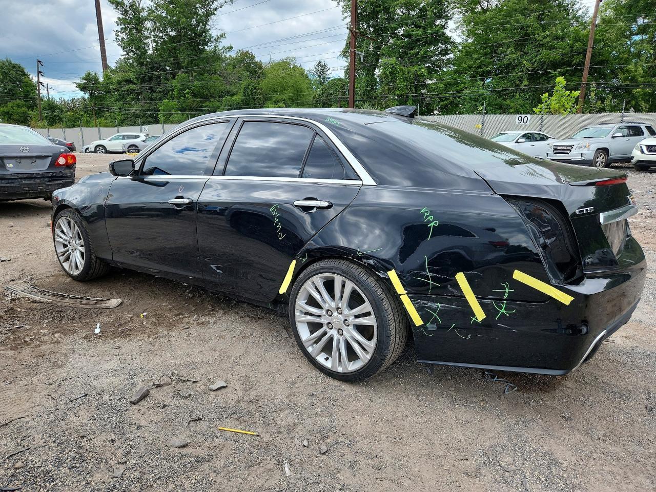 2017 Cadillac Cts Luxury - zdjęcie 2