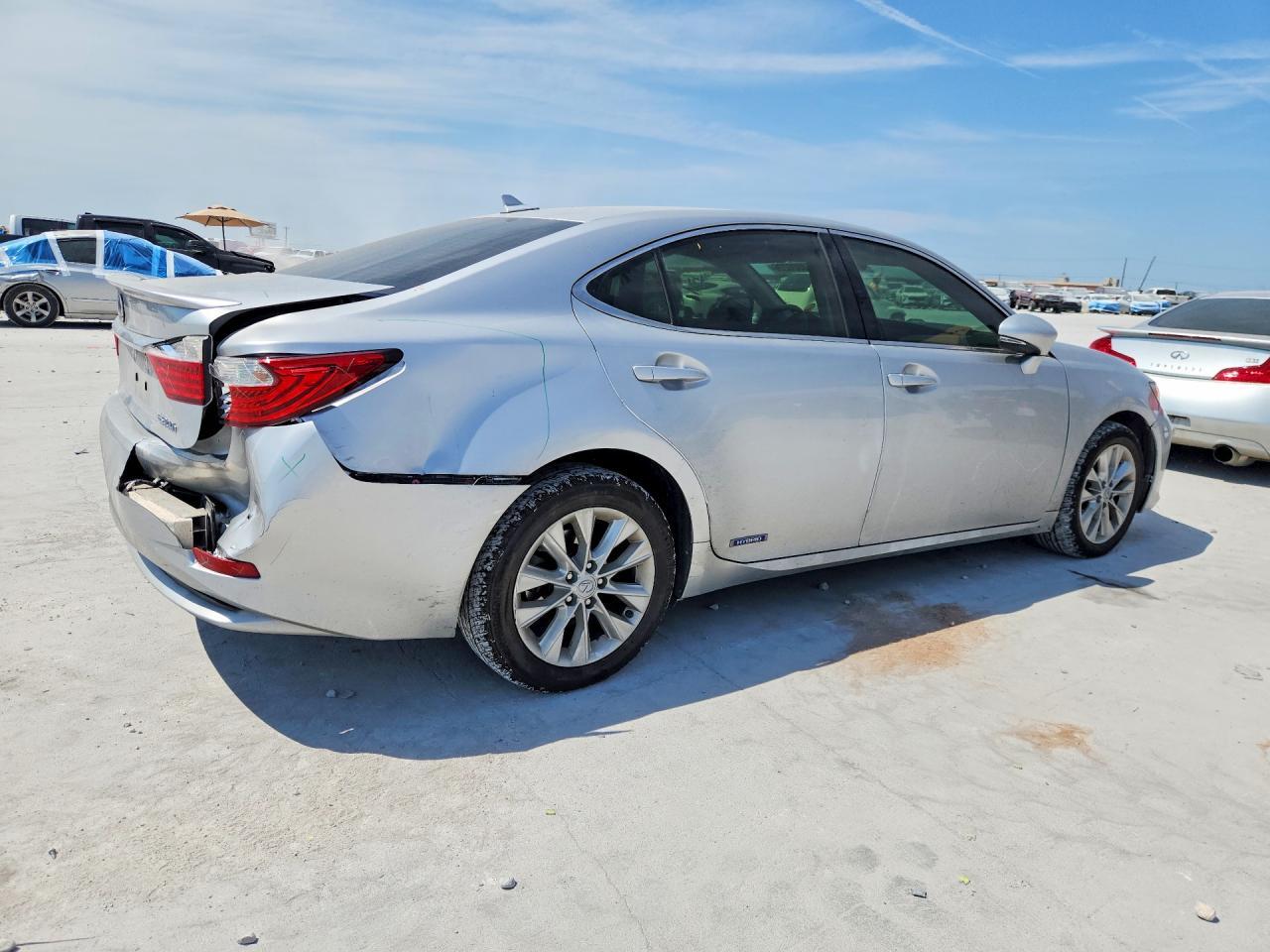 2014 Lexus Es 300H - zdjęcie 3