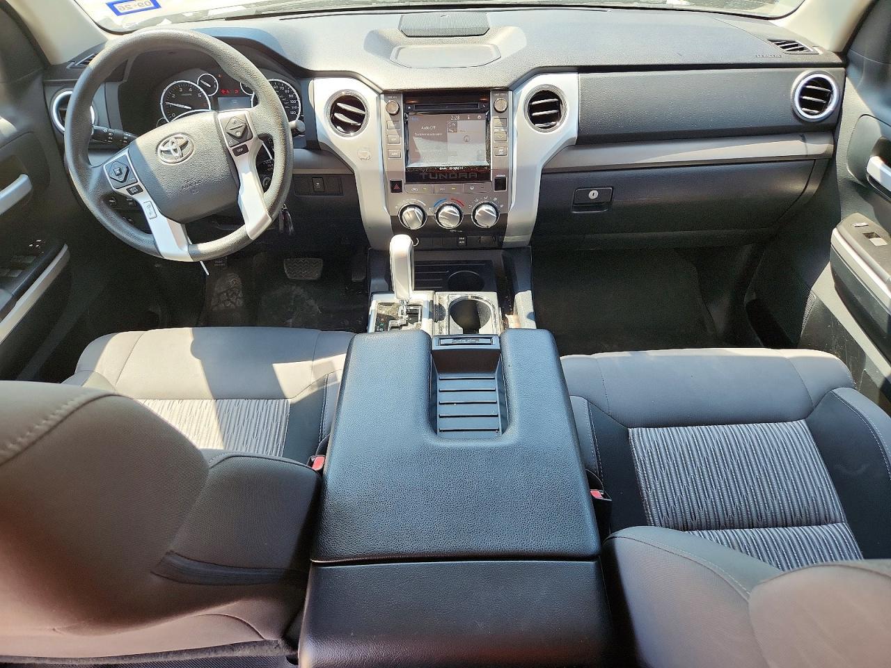 2017 Toyota Tundra Crewmax Sr5 - zdjęcie 8