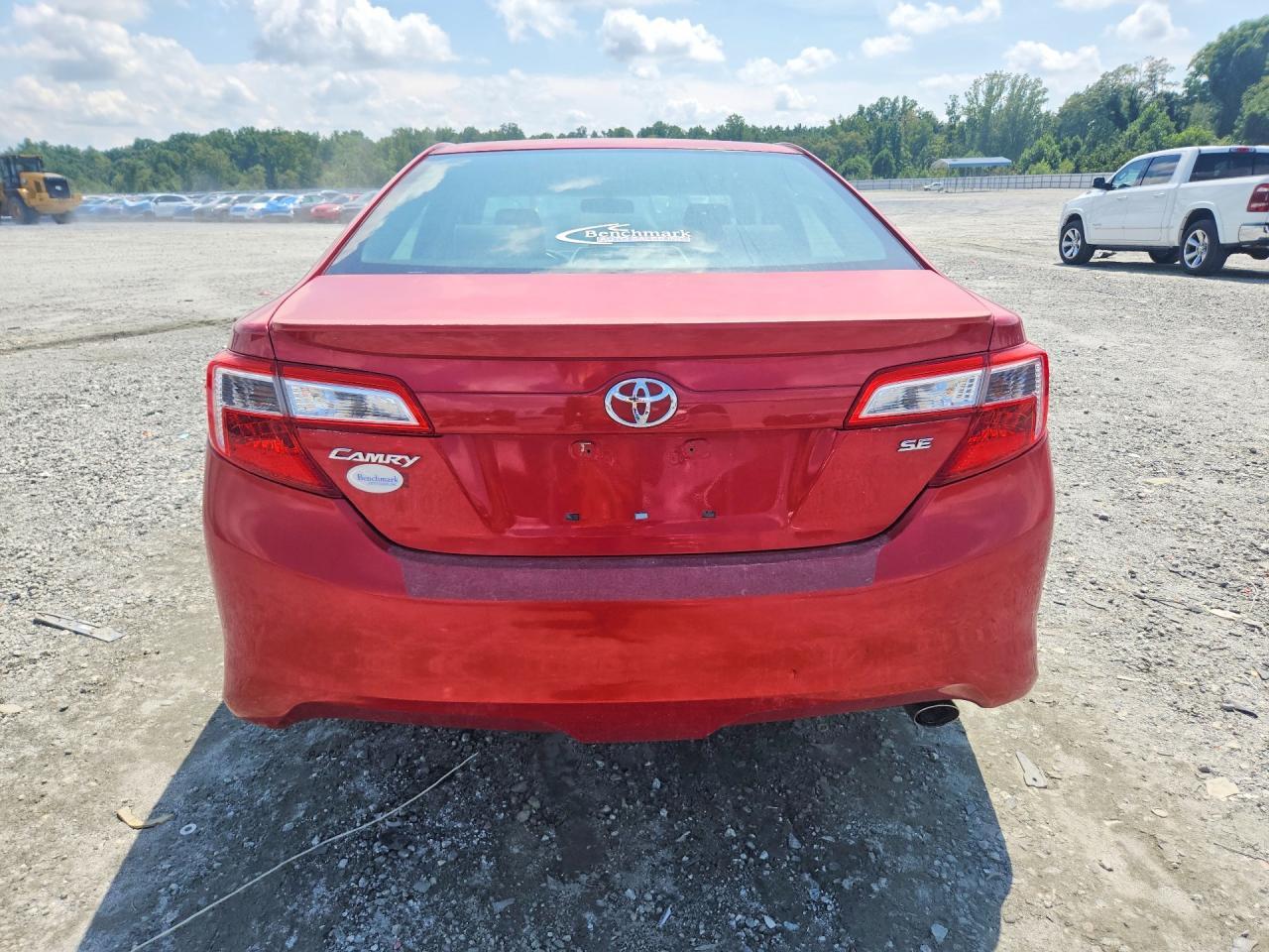 2013 Toyota Camry Se - zdjęcie 6