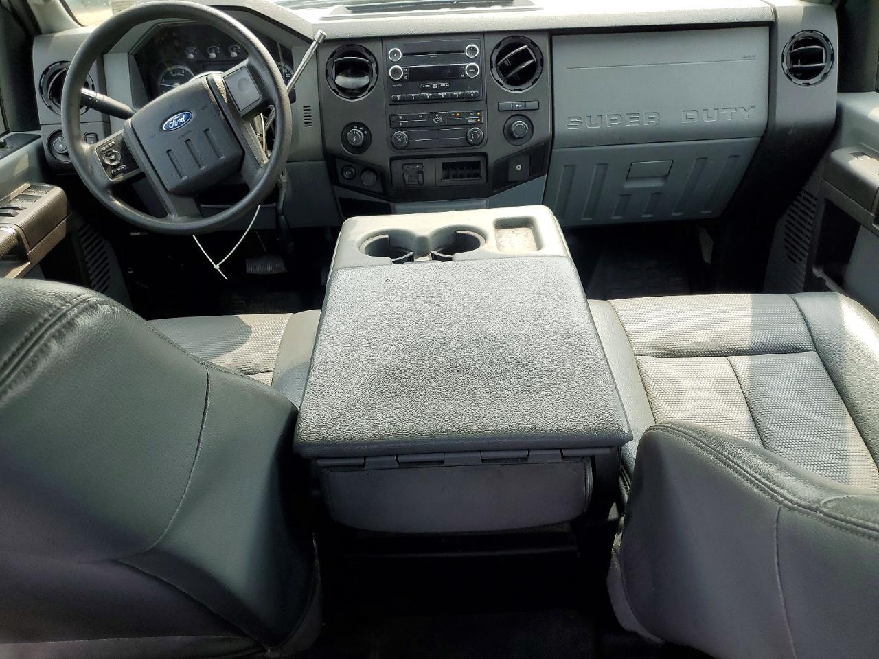 2016 Ford F350 Super Duty - zdjęcie 8