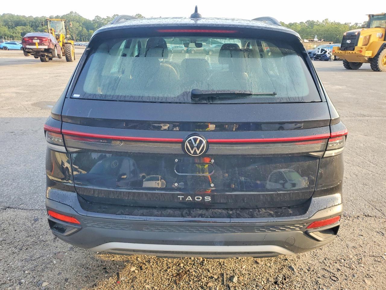 2025 Volkswagen Taos S - zdjęcie 6