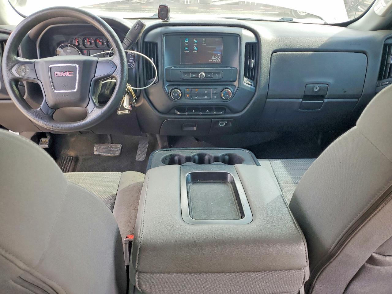 2018 GMC Sierra C1500 - zdjęcie 8